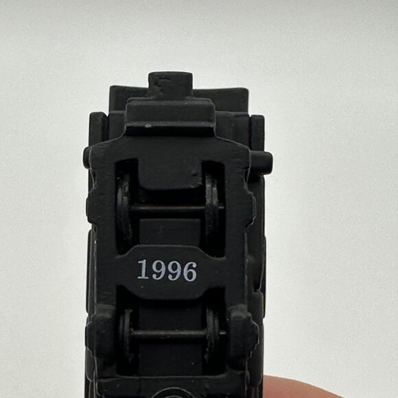 Hallmark Keepsake 700E Hudson Steam Locomotive 1996 Lionel Train in box Ornament - Picture 6 of 7